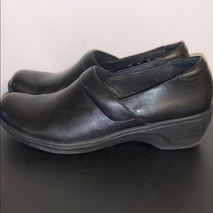 Clarks Slip Resistant Shoes